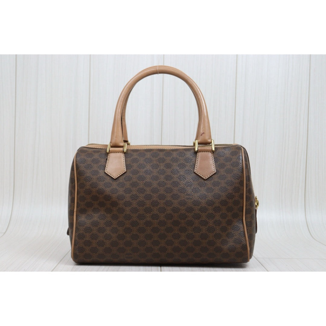 Include Entrupy Certificate of Authenticity｜Good ( Rank AB)｜CELINE Macadam Poston 25  Hand Bag ｜26031904