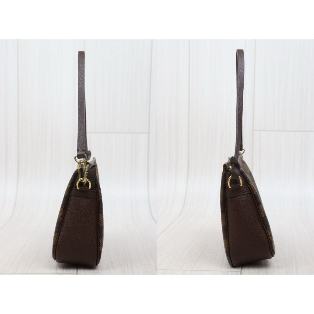 Include Entrupy Certificate of Authenticity｜Very Good ( Rank A)｜ Louis Vuitton Damier Truth make up ｜26011305