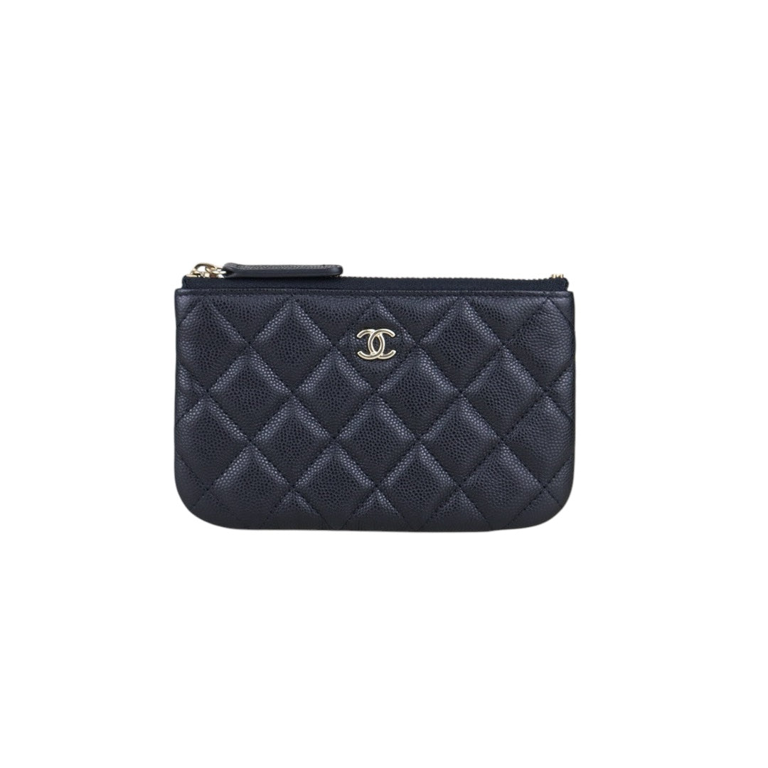 Very Good ( Rank A) ｜CHANEL Caviar Skin  Leather Calf Leather Card Holder Black Made In 2016- 2017 Year｜S25040302