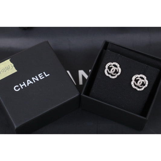 Very Good ( Rank A) ｜CHANEL COCO Mark Silver Diamond Vintage Earrings ｜S24102413