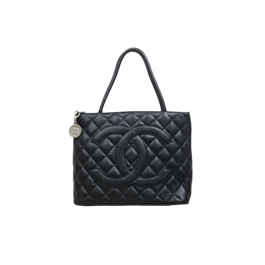 Include Entrupy Certificate of Authenticity｜Good ( Rank AB)｜ CHANEL Caviar Skin Calf Leather Tote Bag Black Made In 2000～2002Year｜26022001