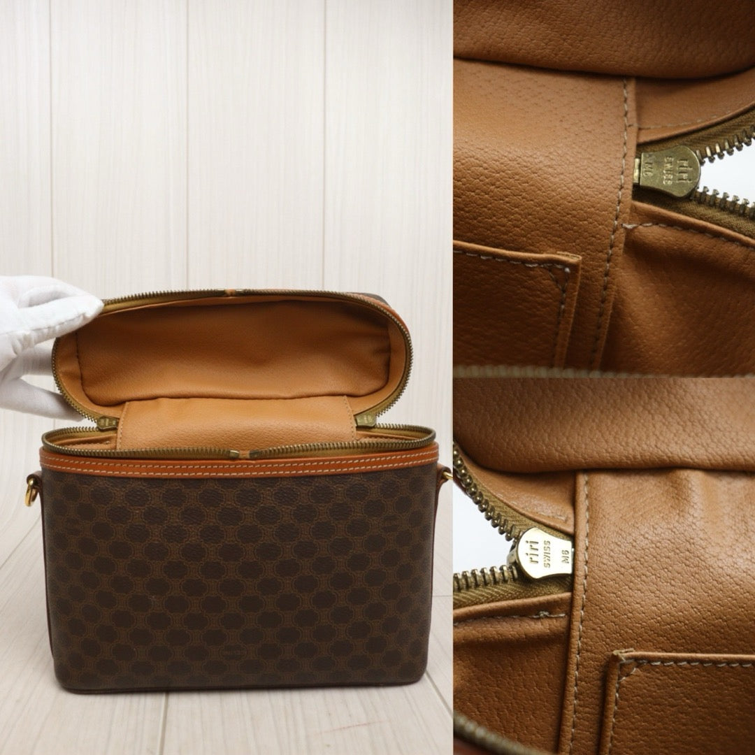 Good ( Rank AB)｜ CELINE Macadam Vanity Handbag With Shoulderstrap｜25100609