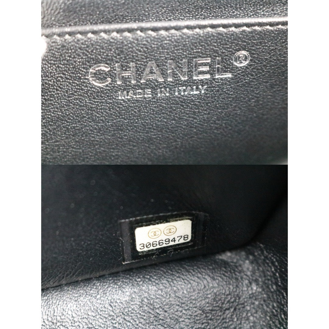 Very Good ( Rank A)｜ CHANEL Lanbskin Square 17  Shoulder Bag Black Made In 2020～2021 Year ｜W25042805