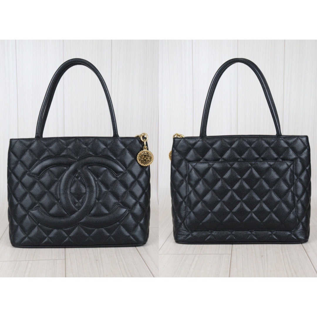 Rank A｜ CHANEL Caviar Skin Leather Calf Leather Tote Bag｜23092118