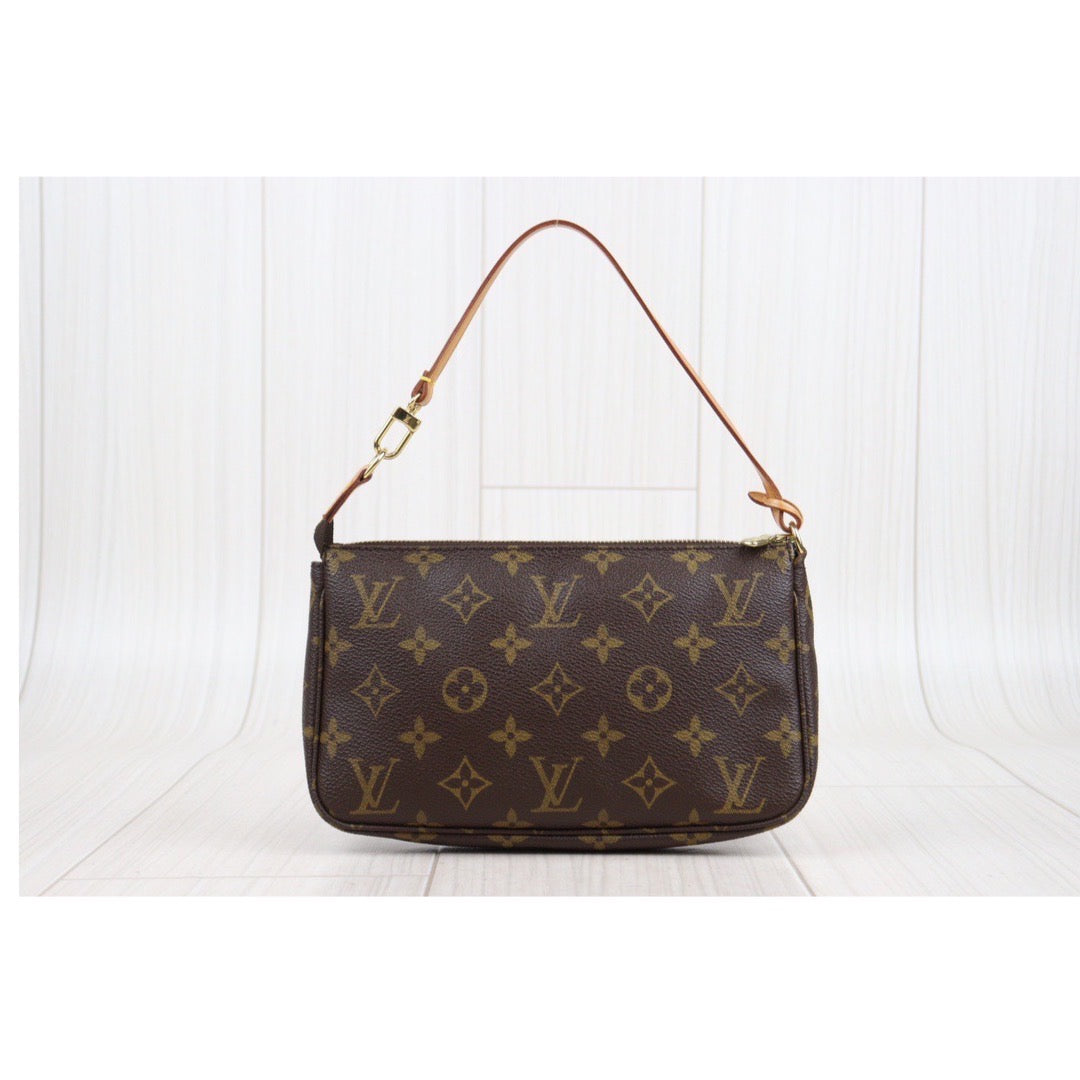 Rank A ｜ LV Monogram Pochette Accessoires ｜V23110916