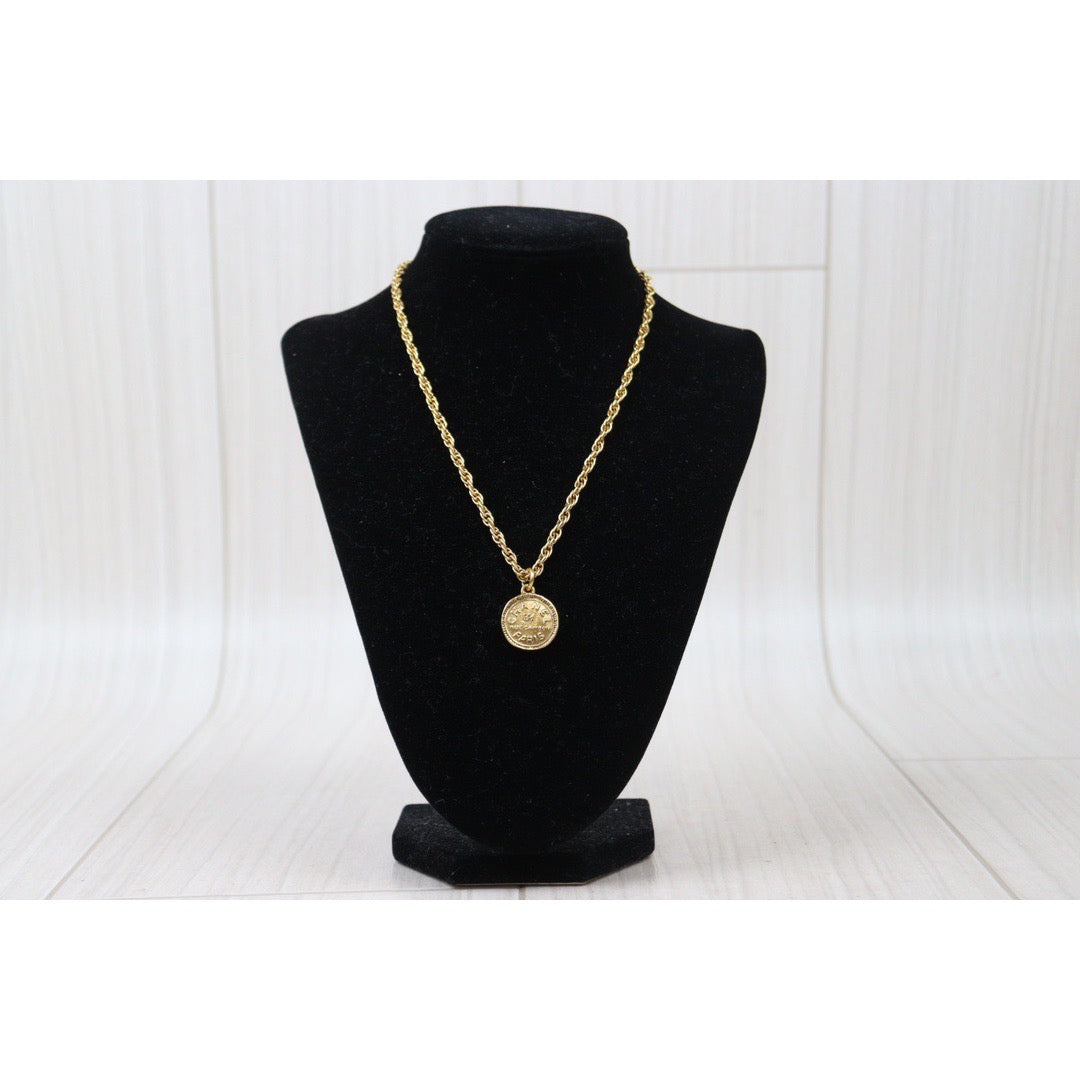 Rank A ｜ CHANEL 24K Gold Plated Necklace｜Q24050948