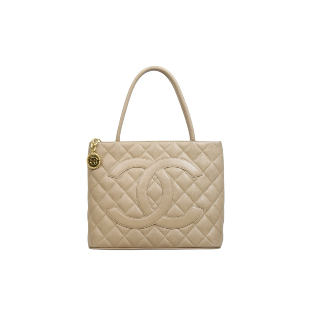 Include Entrupy Certificate of Authenticity｜Good ( Rank AB)｜ CHANEL Caviar Skin Calf Leather Tote Bag Beige Made In 2000～2002Year｜26062608