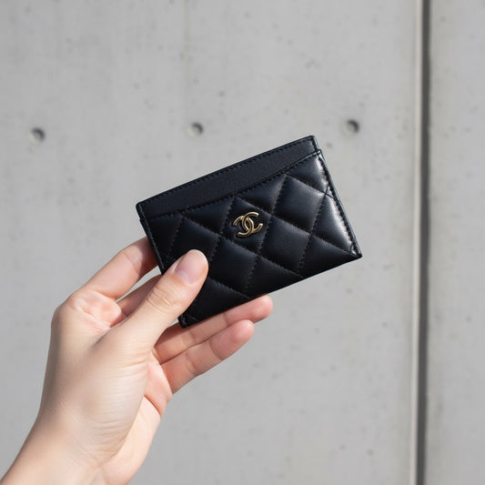Include Entrupy Certificate of Authenticity｜Very Good ( Rank A)｜Chanel Lamb Skin Black Card Holder  Made In 2021-2022Year ｜S26052511