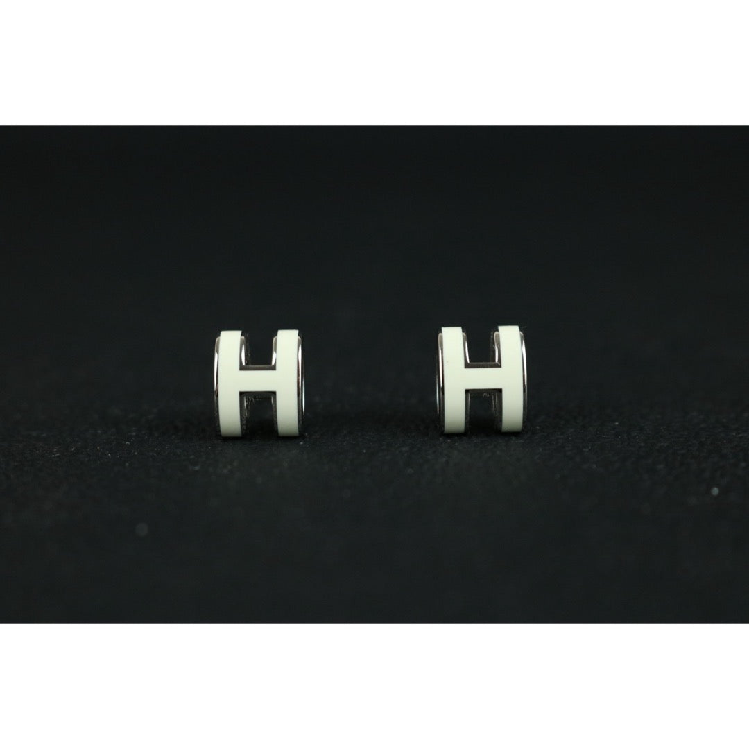 Very Good ( Rank A) ｜ HERMES Mini PopH Earrings Craie White Silver｜W25091011