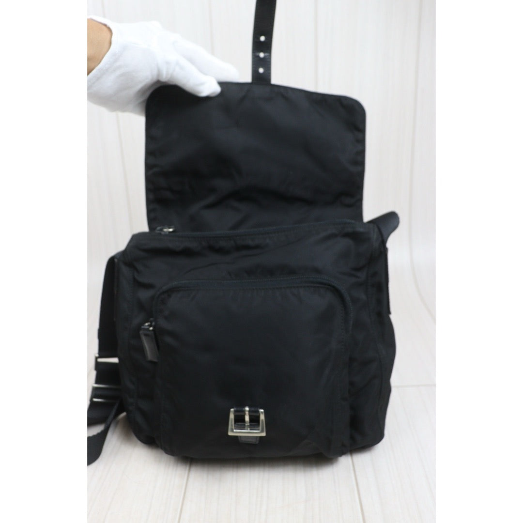 Include Entrupy Certificate of Authenticity｜Good ( Rank AB) ｜Prada  Nylon Black Shoulder Bag｜26101904