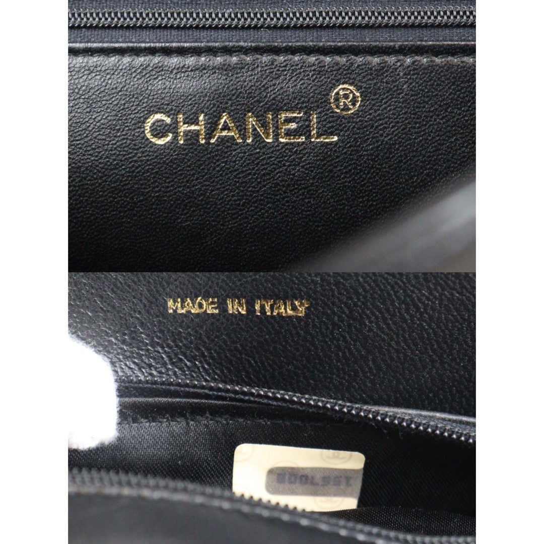 Rank AB ｜ CHANEL Vintage Matrasse 23 Shoulder Bag Black Made In 1989～1991 Year｜23092810