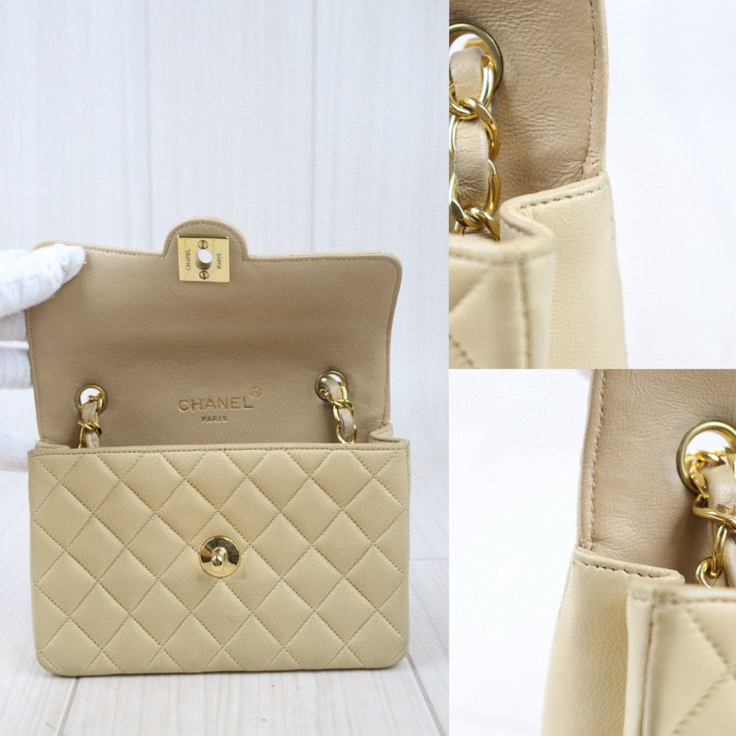 Good ( Rank AB)｜ CHANEL Lanbskin Square 17 Beige Shoulder Bag Made In 1989～1991Year ｜P24073001