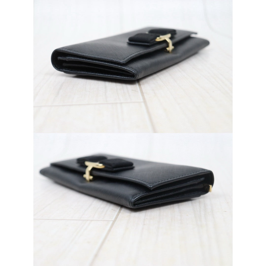 Good ( Rank AB) ｜Ferragamo Leather Calf Black Long Wallet｜S24111207