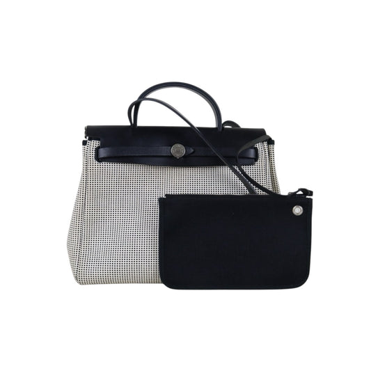 Include Entrupy Certificate of Authenticity｜Good ( Rank AB) ｜ HERMES Herbag 31 Shoulder Bag Z Stamp Made In 2021Year｜S26040101