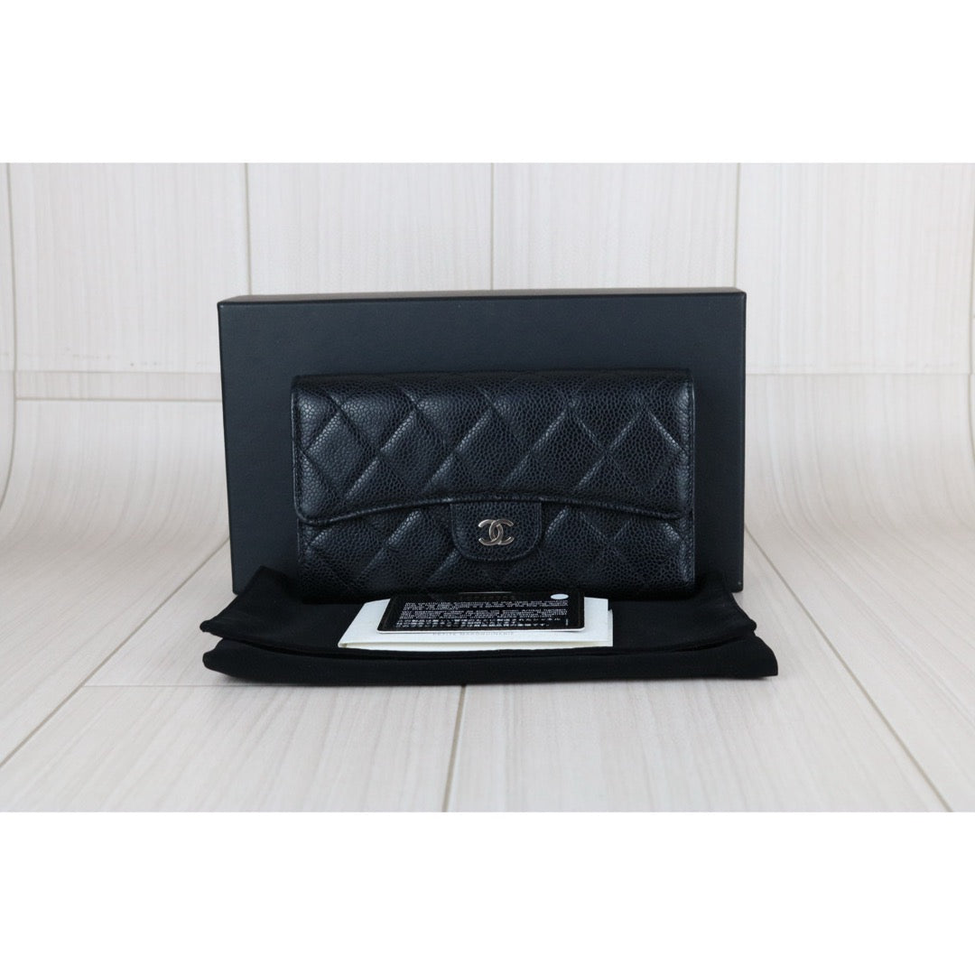 Very Good ( Rank A) ｜CHANEL Caviar Skin Black Long Wallet Made In 2014 Year｜S25040706