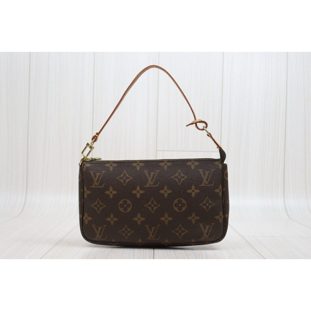Include Entrupy Certificate of Authenticity｜Good ( Rank AB)｜Louis Vuitton Monogram Pochette Accessoires ｜26052804