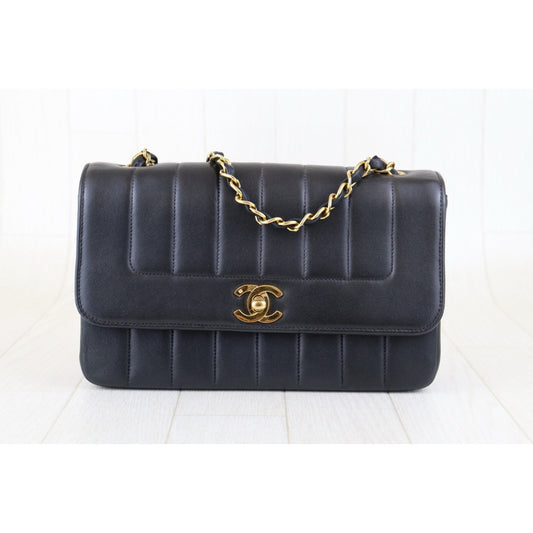 Good ( Rank AB)| CHANEL Mademoiselle 22 Lamb Skin Shoulder Bag Black Made in1991-1994Year |Y25011001