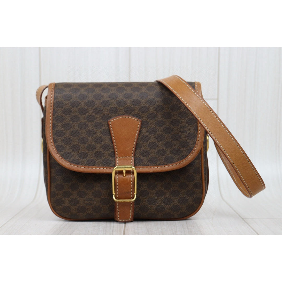 Good ( Rank AB) ｜ CELINE Macadam Shoulder Bag ｜25042408