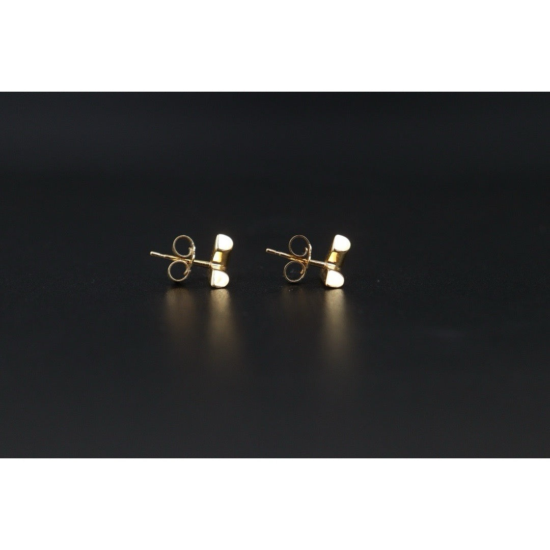 Excellent（Rank SA）｜ LV Essential V Earrings ｜24090906