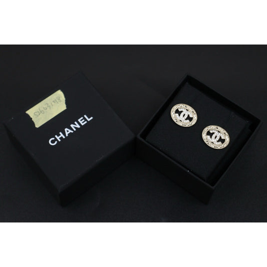Include Authentic Detective Certificate of Authenticity｜Excellent（Rank SA）｜ CHANEL B23K Coco Mark Rhinestone Golden Relief Oval Earrings Made In 2023Year｜S26031018