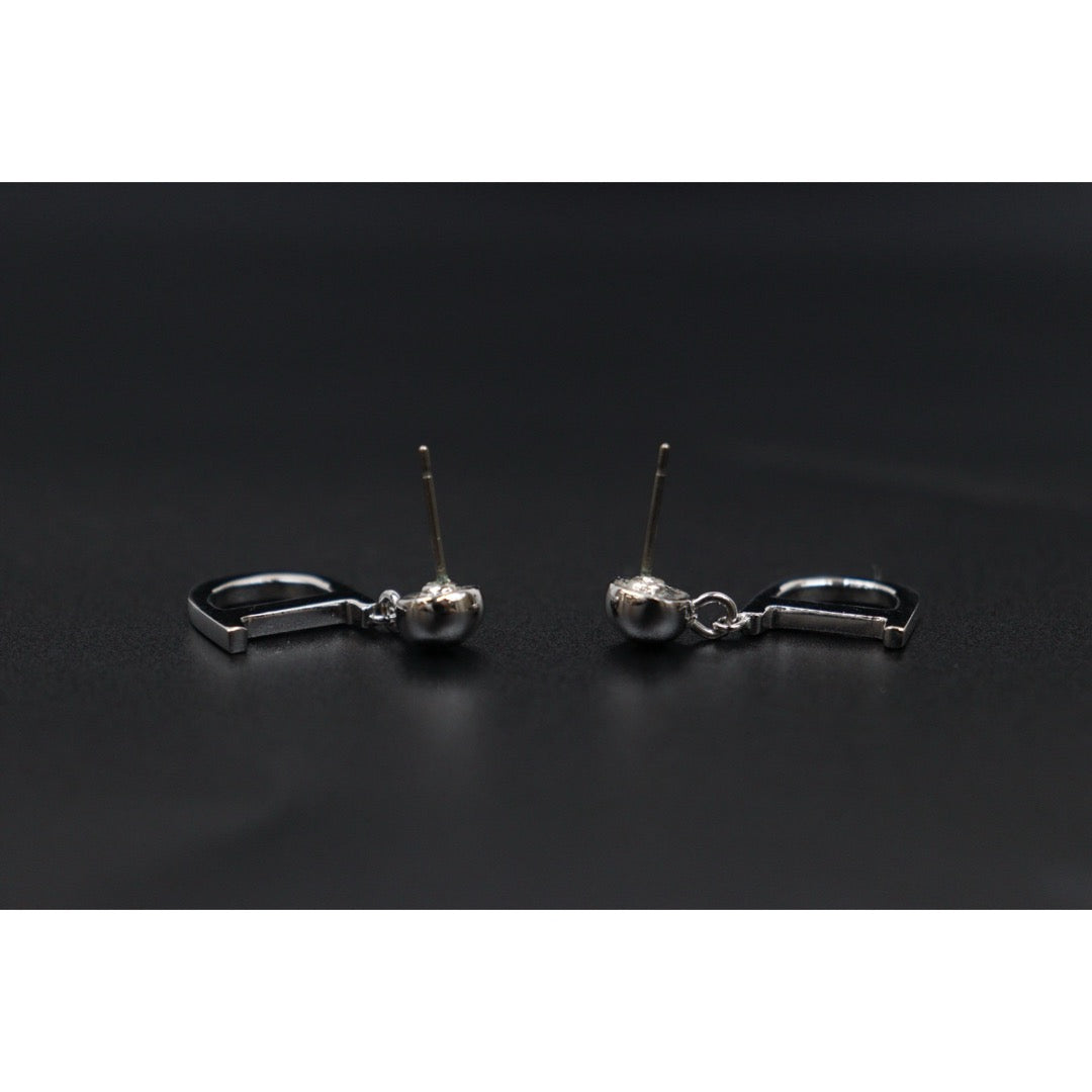 Very Good ( Rank A)｜ Dior D Earring Silver｜V25071013