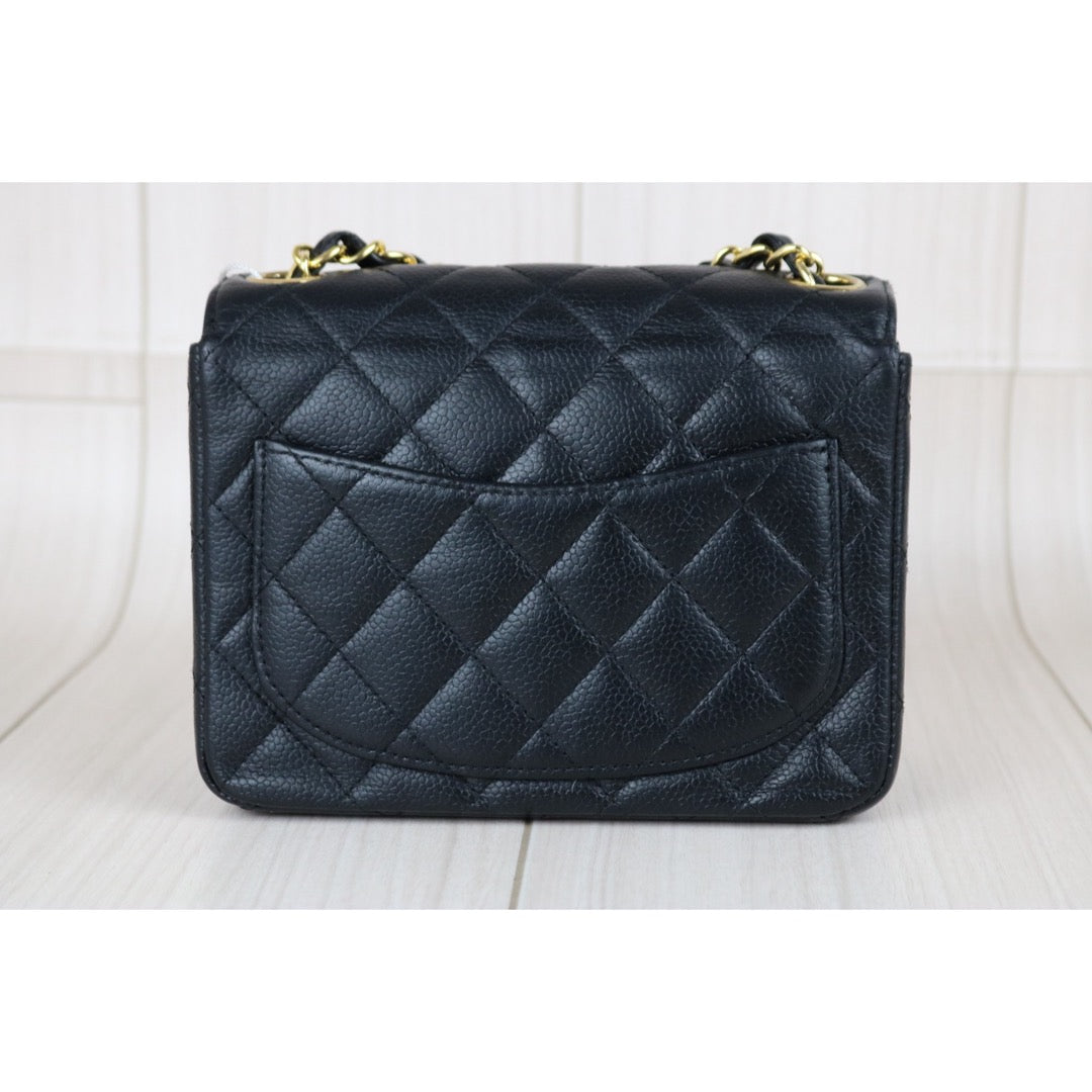 Include Entrupy Certificate of Authenticity｜Good ( Rank AB)｜ CHANEL  Mini Matrasse  Caviar Skin 17 Flap 24k gold plated  Shoulder Bag Made in 2006-2008 Year｜S26031512