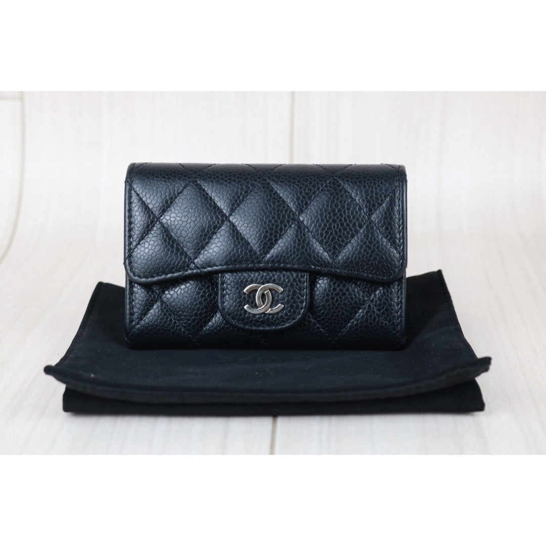 Include Entrupy Certificate of Authenticity｜Very Good ( Rank A)｜CHANEL Caviar Skin Black Card Holder Made In 2017Year｜S26060134