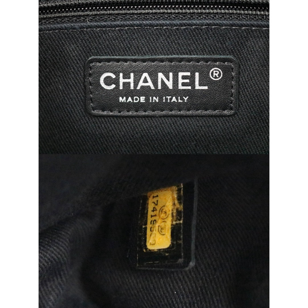 Include Entrupy Certificate of Authenticity｜Very Good ( Rank A)｜ CHANEL Caviar Skin Calf Leather Single Flap Perforated Shoulder Bag  Limited Edition Made in 2012-2013Year｜S26042510