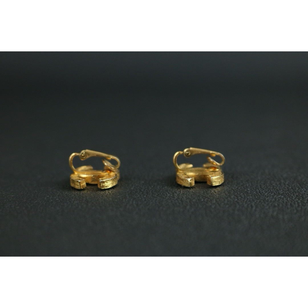 Include Authentic Detective Certificate of Authenticity｜Very Good ( Rank A) ｜ CHANEL  Coco Mark Golden Plated Rhinestone  Earrings ｜26070301