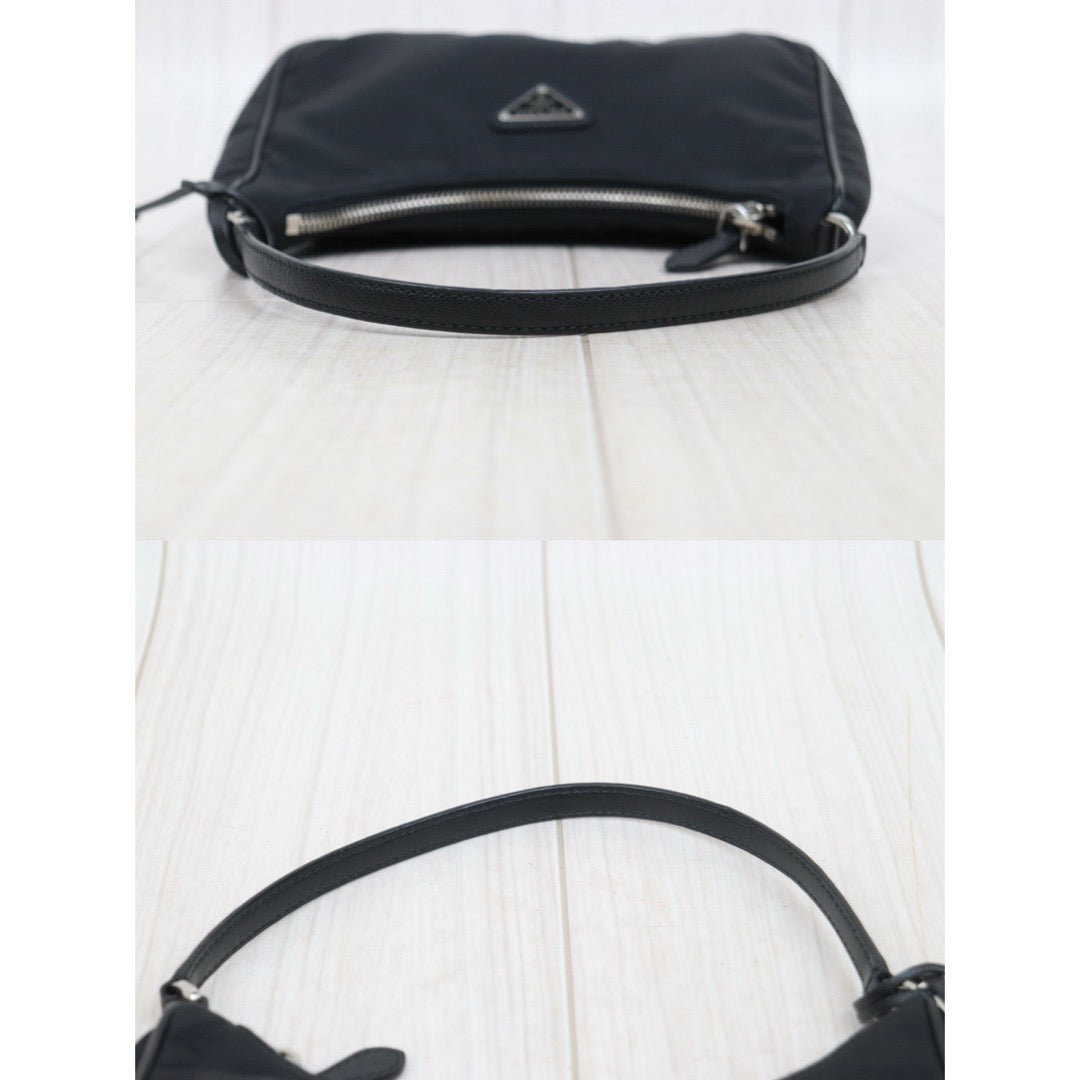 Very Good ( Rank A) ｜ PRADA Re-Edition 2005 HOBO HandBag Black｜S25101608