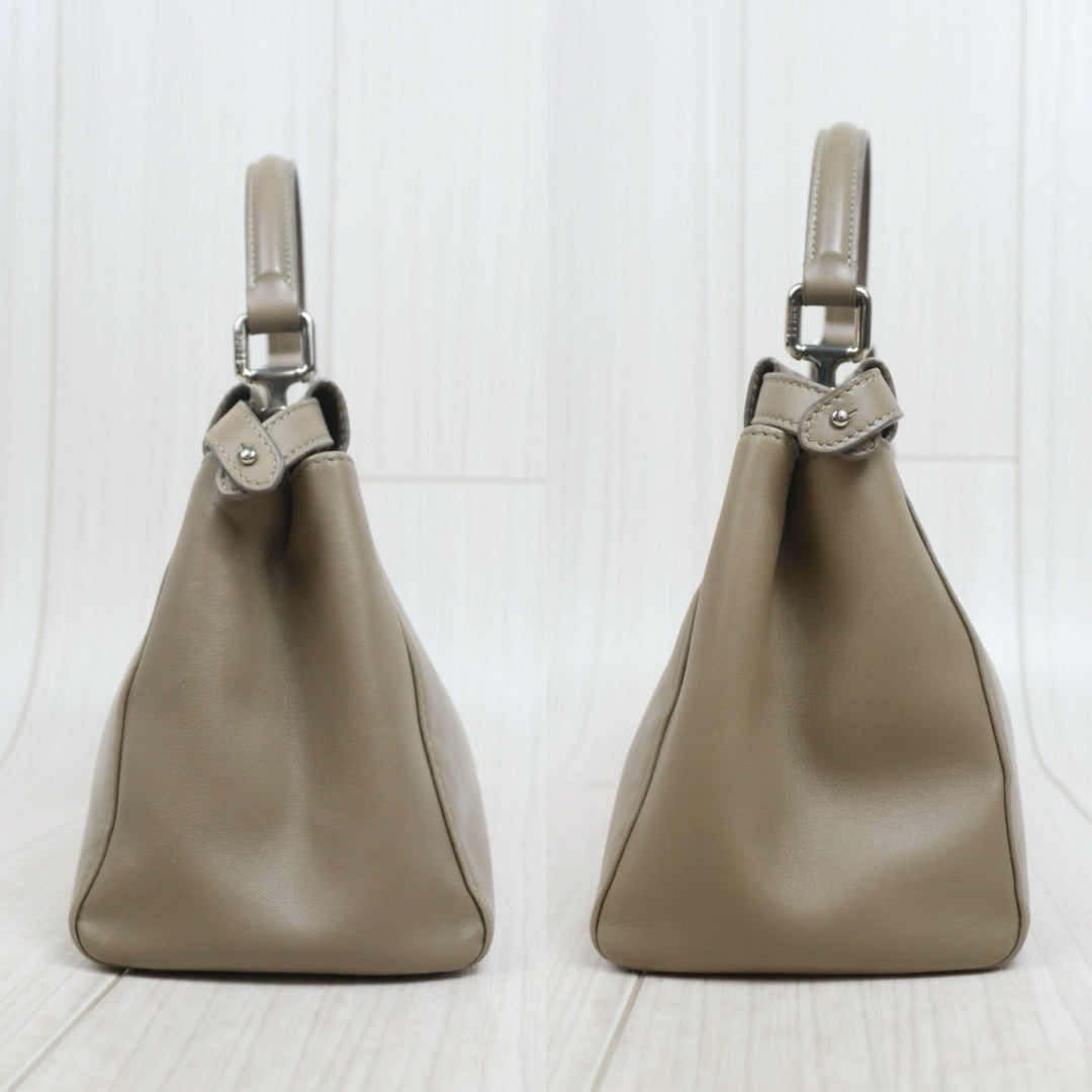Include Entrupy Certificate of Authenticity｜Good ( Rank AB) ｜ FENDI Calf Leather Peekapoo iconic mini Handbag With Shoulder Bag Pebble｜26081806