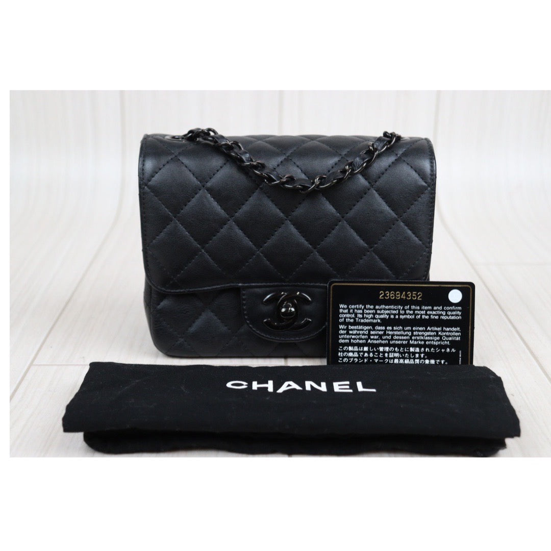 Rank A ｜ CHANEL Vintage Calf Skin Square 17 So Black Shoulder Bag Black Made In 2017 Year｜V23112401