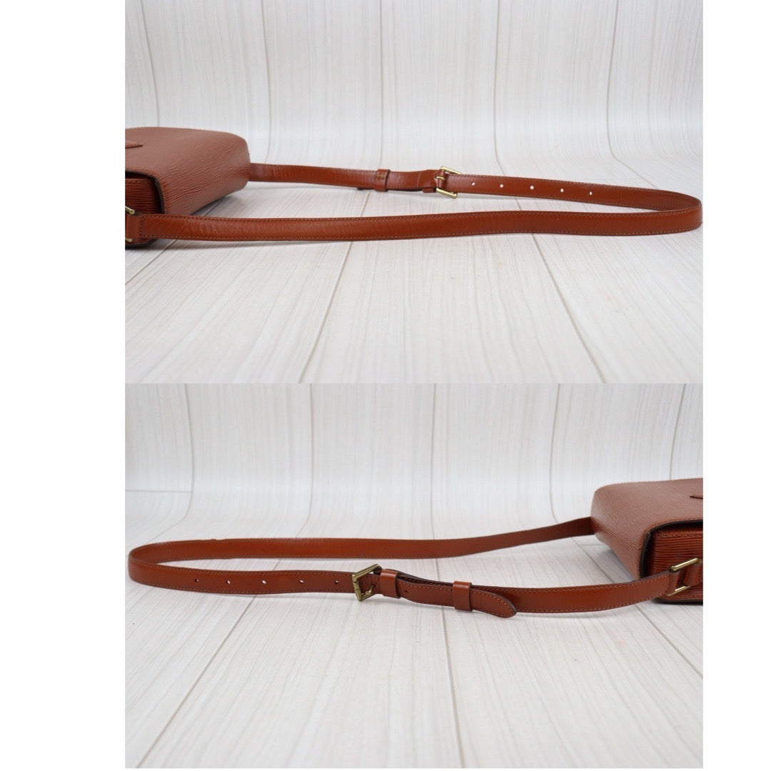 Rank A ｜LV Epi Saint-Cloud GM Shoulder Bag｜24011906