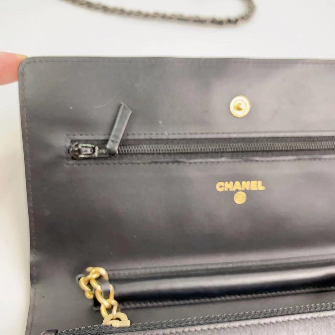 Rank A｜ CHANEL Limited Matelasse Leather 2.55 Chain Wallet Black Gold Hardware ｜230841