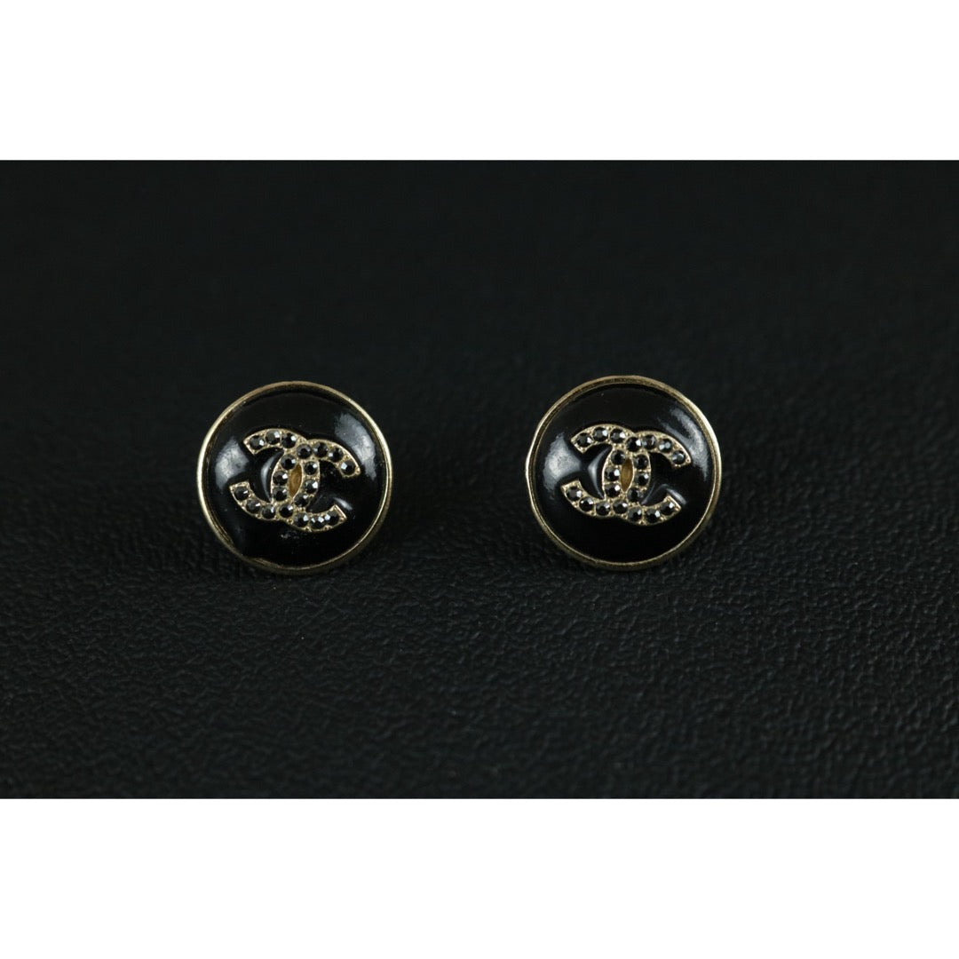 Very Good ( Rank A) ｜ CHANEL 18A Coco Mark  Black Enamel Rhinestone Earrings Made In 2018Year ｜S26022611