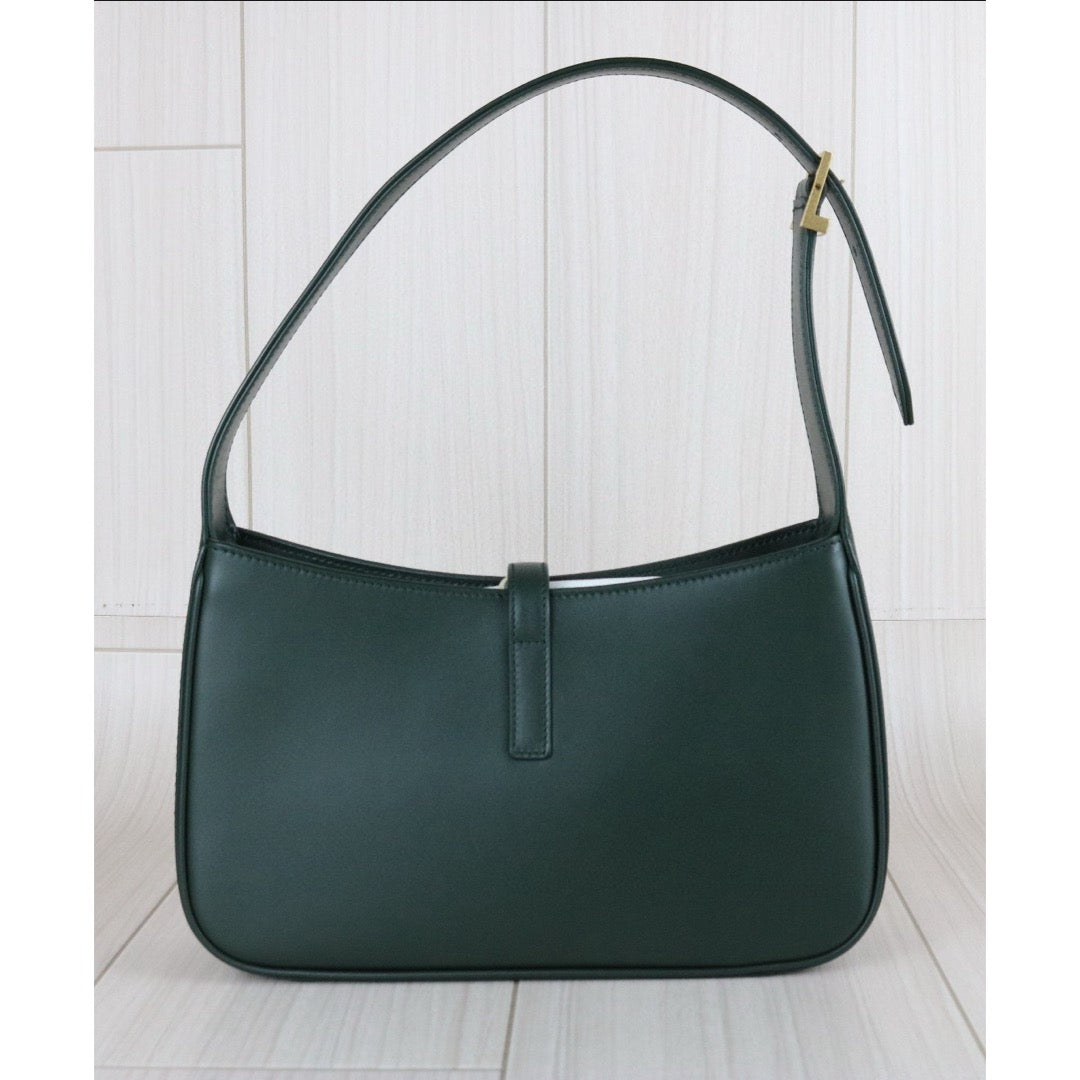 Wholesale｜Excellent（Rank SA）｜ B25030110