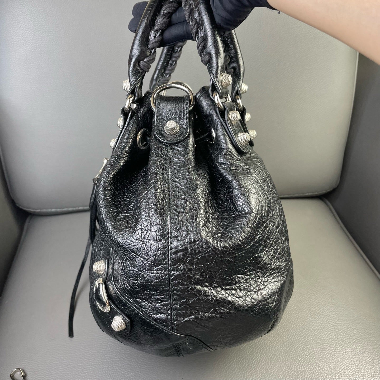 Very Good ( Rank A)｜Balenciaga Le cagole Shoulder Bag Black
