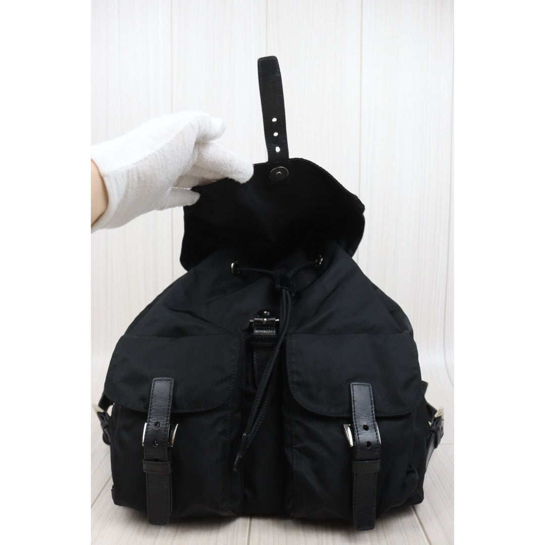 Very Good ( Rank A) ｜Prada Nylon Backpack Medium Black｜25122207