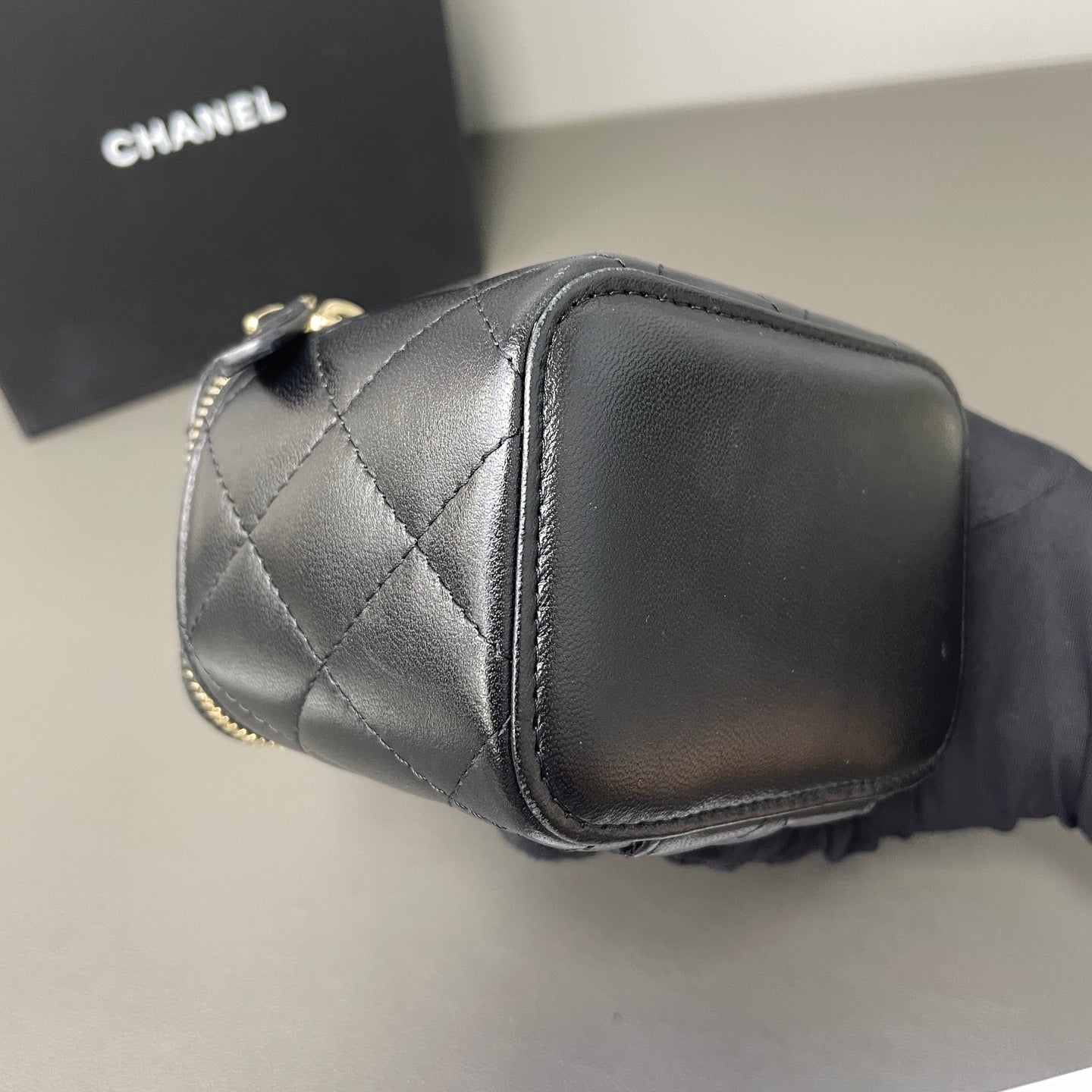 First installment 1/3｜ Include Entrupy Certificate of Authenticity｜Good ( Rank AB)｜CHANEL Lamb Skin Mini Black Chain