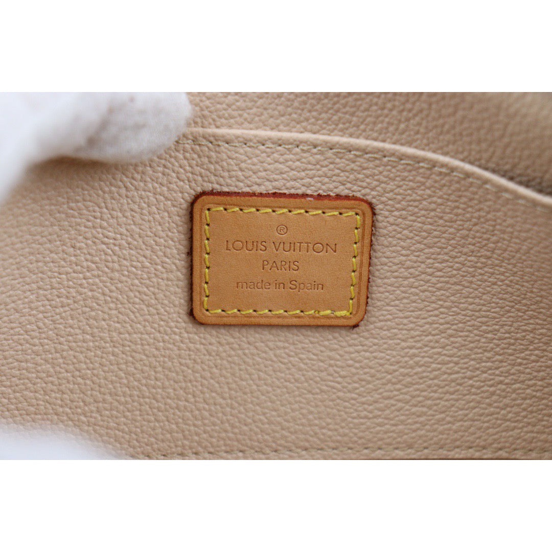 Rank A ｜ LV Monogram Cosmetic Pouch ｜23113015