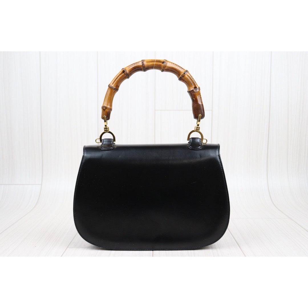 Rank A ｜ GUCCI Bamboo Box Leather Black Hand Bag ｜23111608