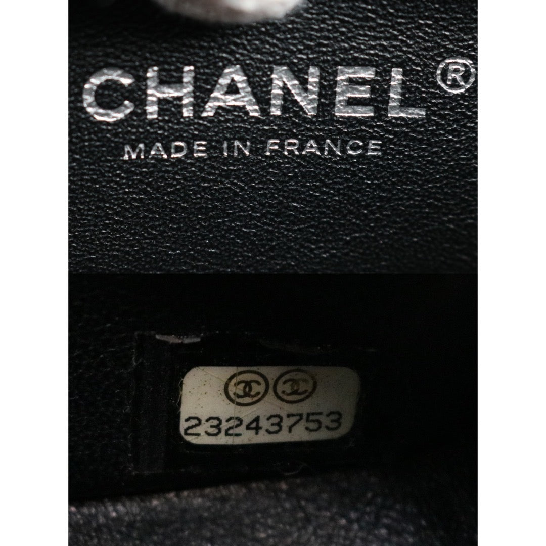 Very Good ( Rank A)｜CHANEL Lamb Leather Square 17 Shoulder Bag Black  Made In 2017 Year｜S24071003