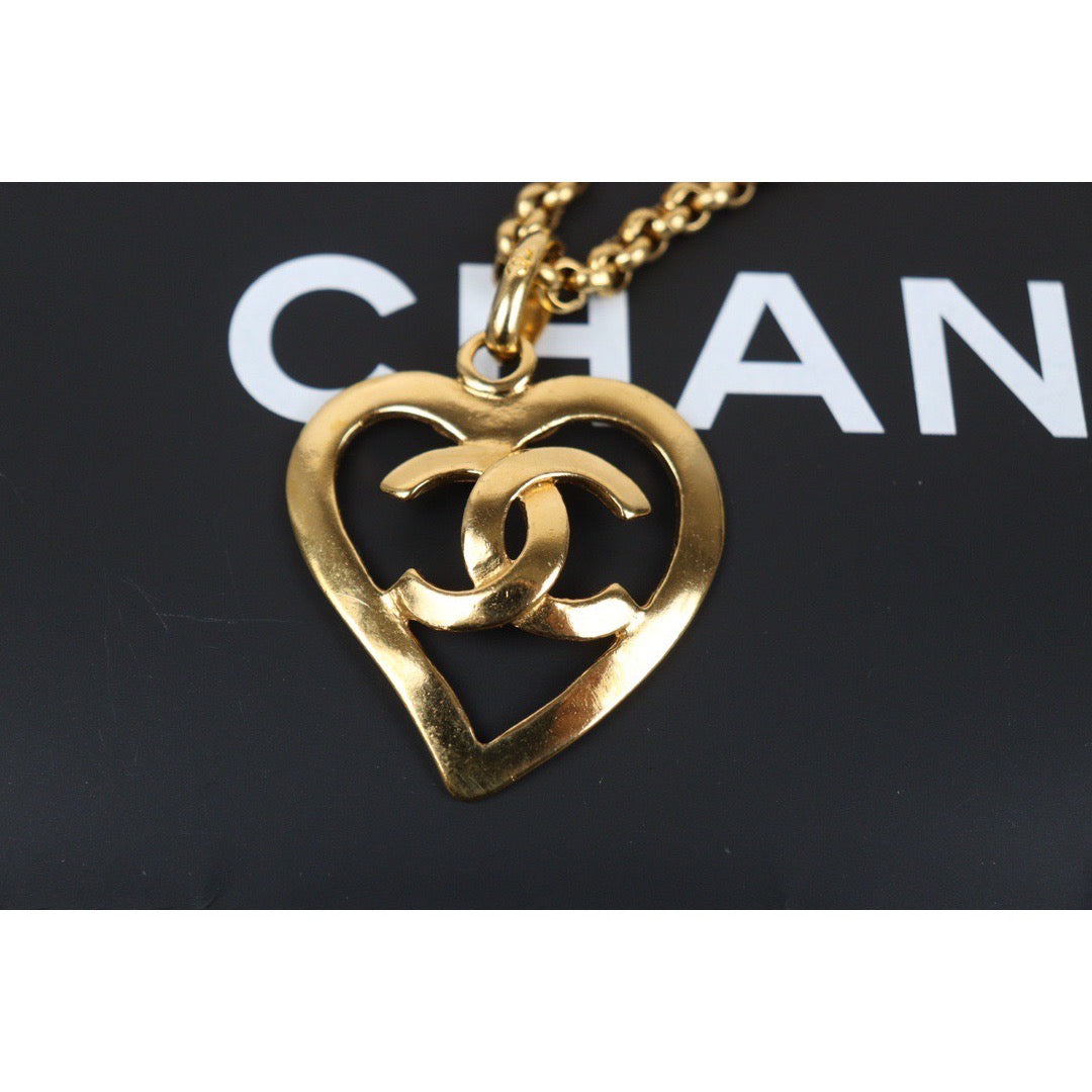 Rank A ｜ CHANEL Coco Mark 24K Gold Plated Necklace｜24030736