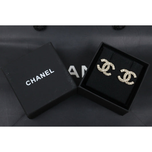 Very Good ( Rank A) ｜CHANEL 20K COCO Mark Diamond Earrings ｜V25052511