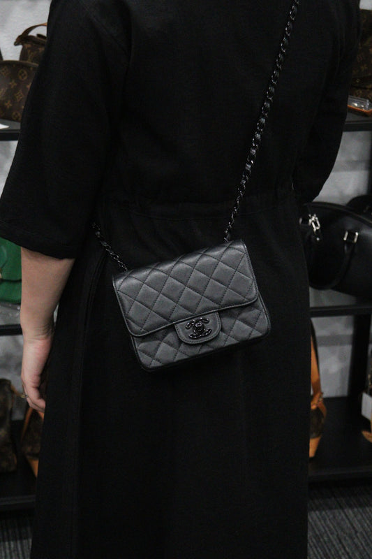 Rank A | CHANEL Vintage Calf Skin Square 17 So Black Shoulder Bag Black Made In 2017 Year|V23112401