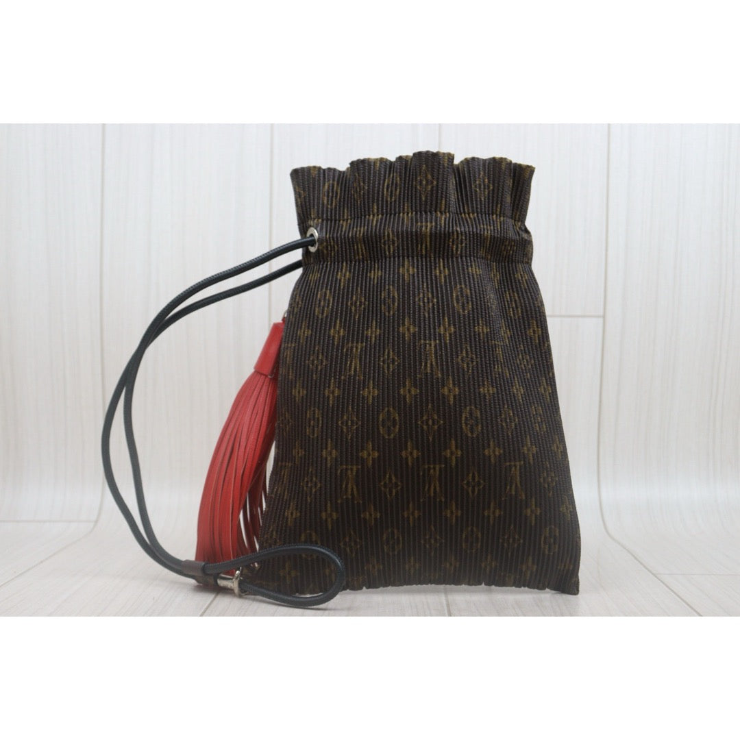 Very Good ( Rank A)｜ LV  Monogram Show Collection  Bellows Hand Bag ｜Y25072904