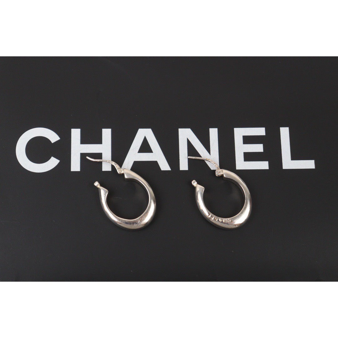 Rank A ｜CHANEL Vintage Silver Plating Earrings ｜Q24053024