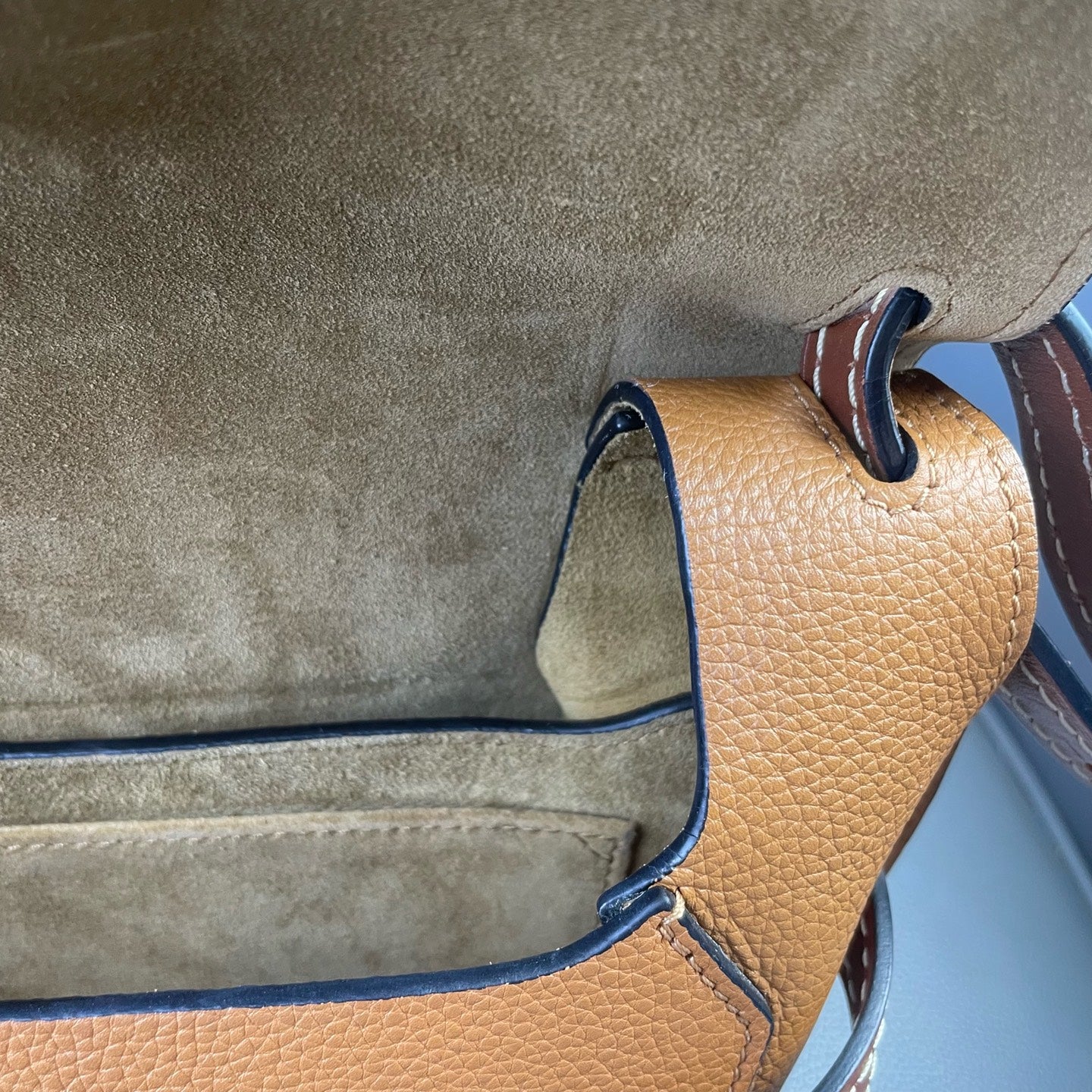 Very Good ( Rank A) ｜ Loewe Gate  Shoulder Bag Caramel｜P24051325