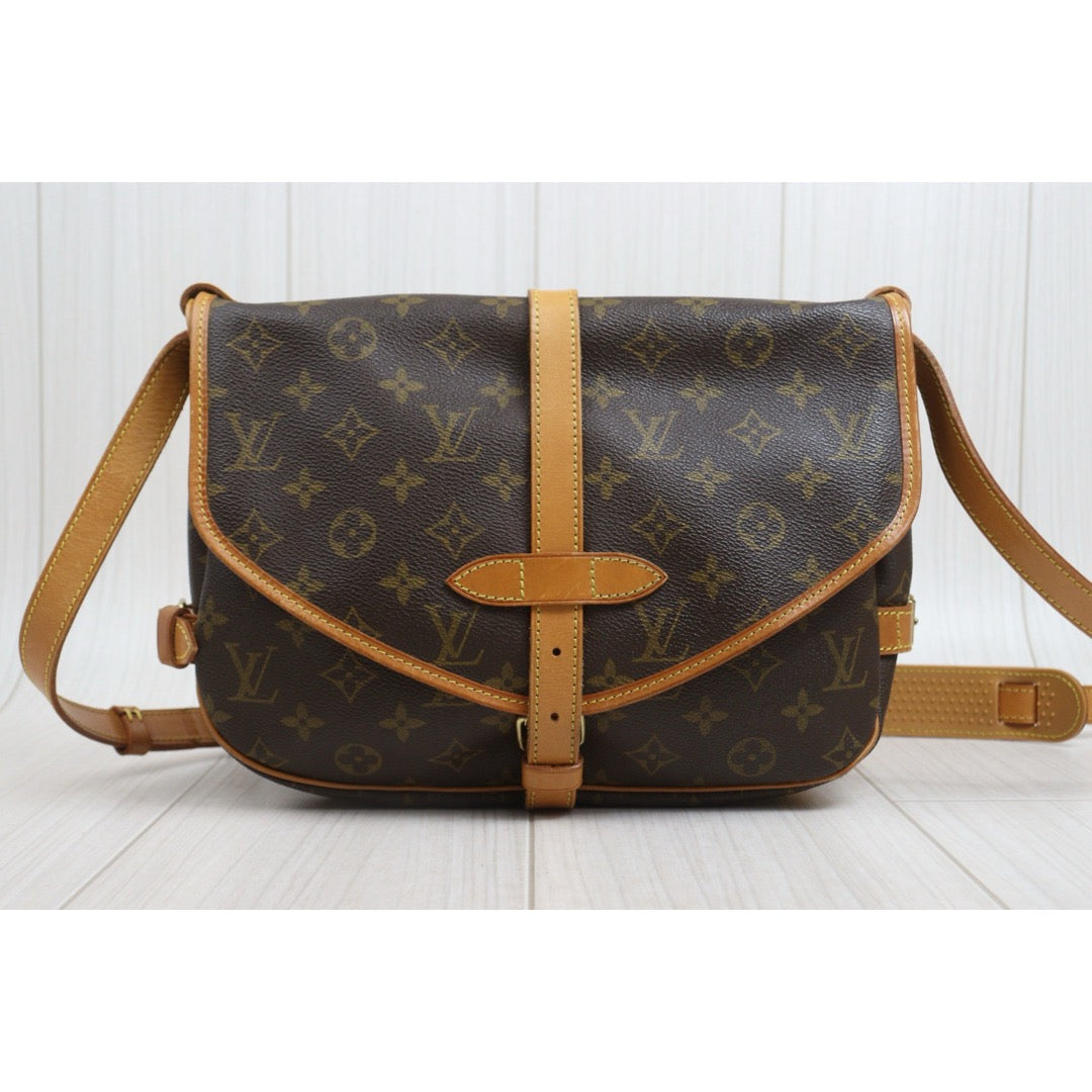 Include Entrupy Certificate of Authenticity｜Good ( Rank AB) ｜ Louis Vuitton Monogram Saumur 30 Shoulder Bag｜26093003