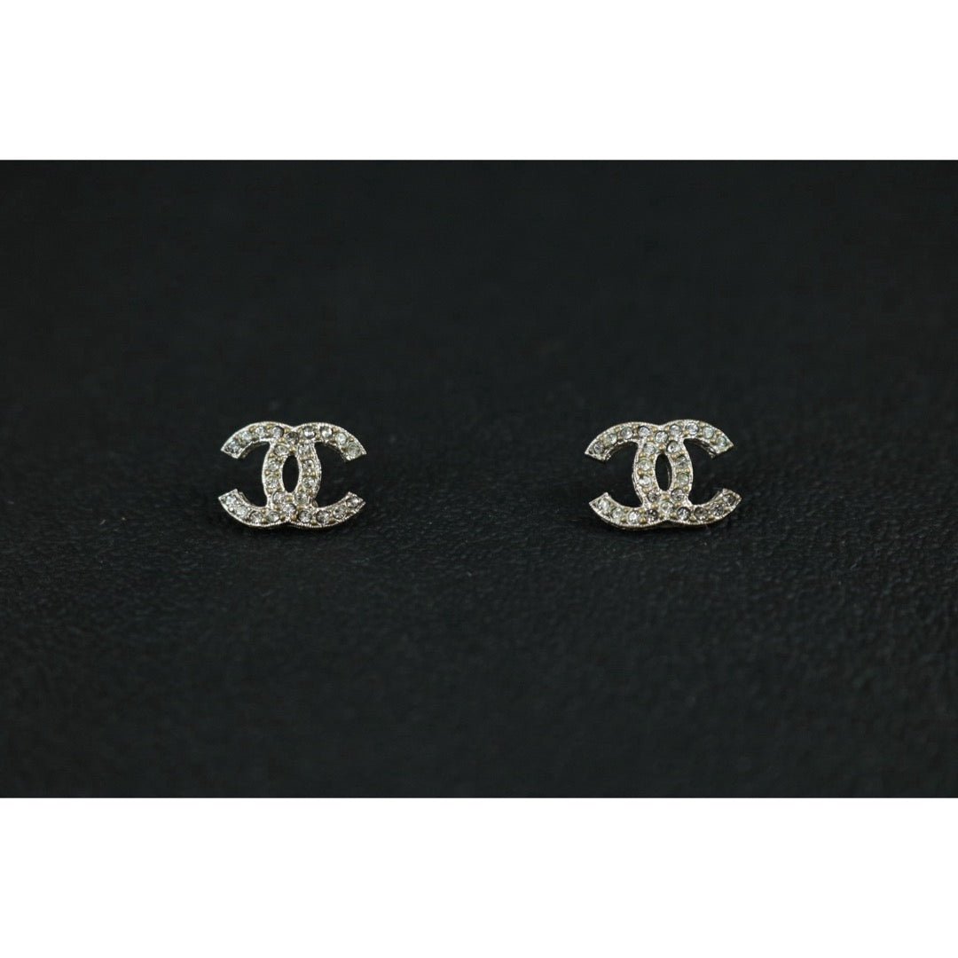 Include Authentic Detective Certificate of Authenticity｜Very Good ( Rank A) ｜CHANEL B15C COCO Mark Rhinestone Earrings Made In 2015Year｜S26051503